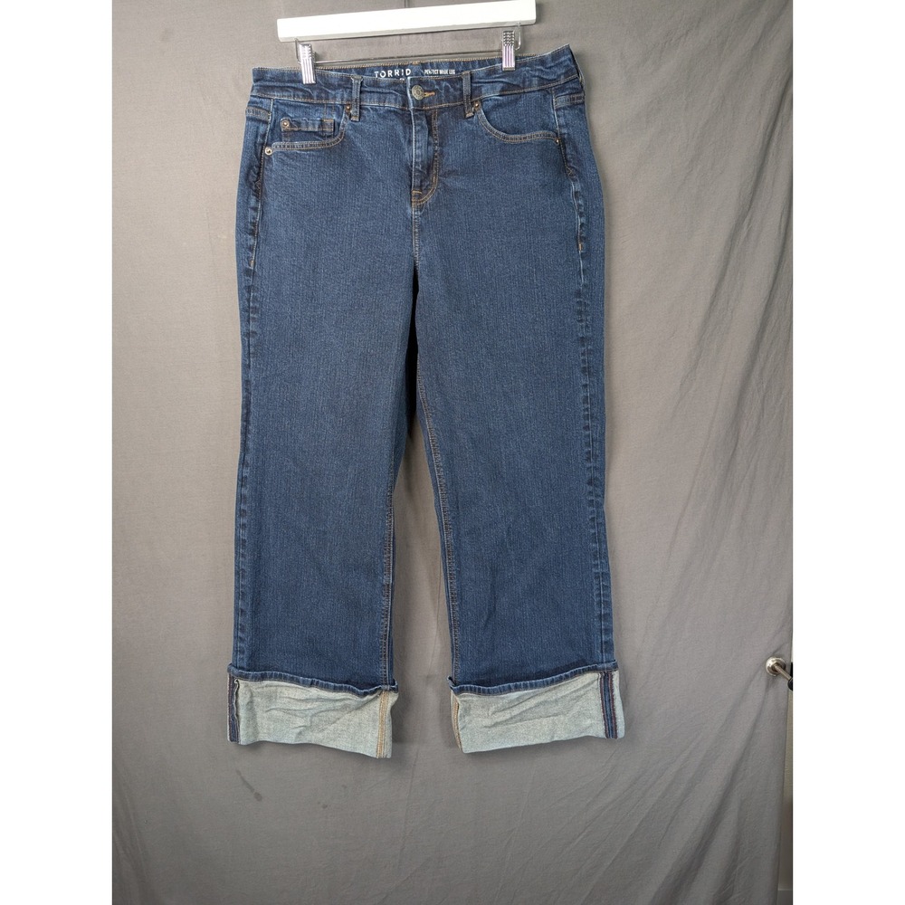 Torrid Perfect Wide Leg Vintage Stretch Jeans 14R Blue Denim Cuffed 7642